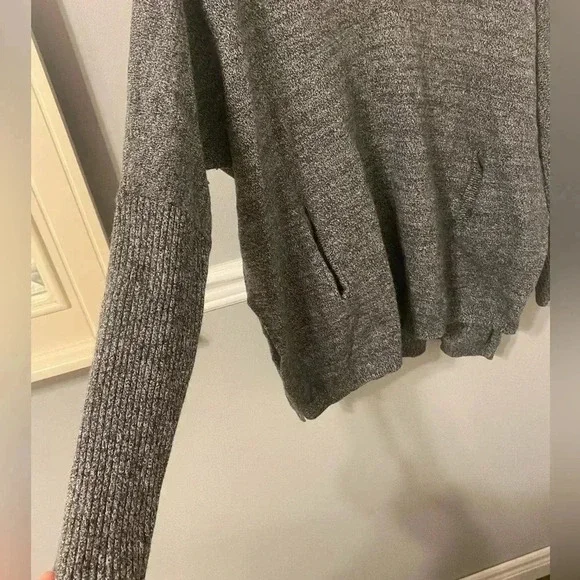 Babaton  Vneck Sweater - Picture 3 of 5